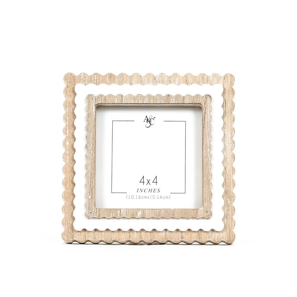 Wood Scallop Frame {6x6} - Natural/White