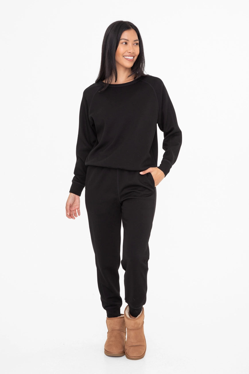 Elevated Crew Neck Pullover {Black}