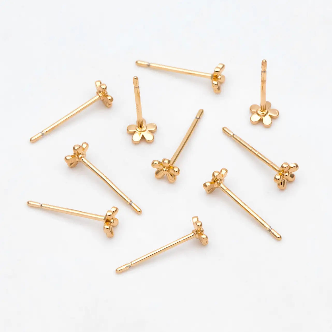 The Calla Flower Stud Earrings