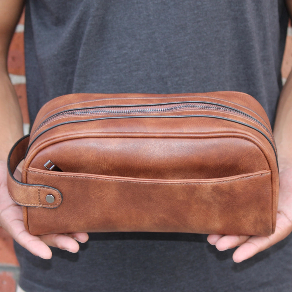 Men's Dopp/Toiletry Kit {Brown}