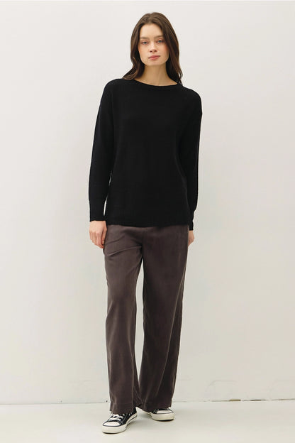 Round Neck Boyfriend Fit Sweater (Black)