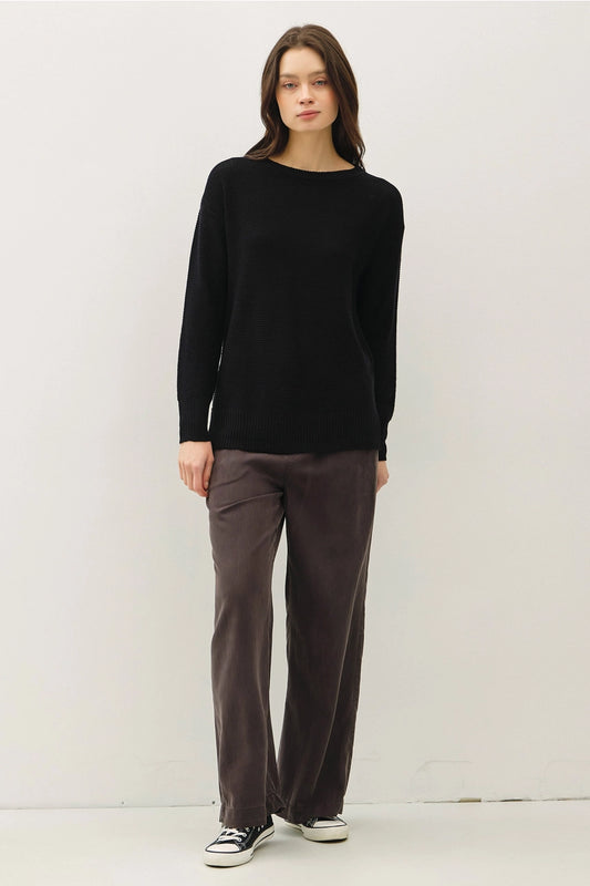 Round Neck Boyfriend Fit Sweater (Black)