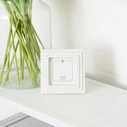 Wood Scallop Frame {6x6} - White