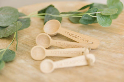 Wood Measuring Spoons {Natural}