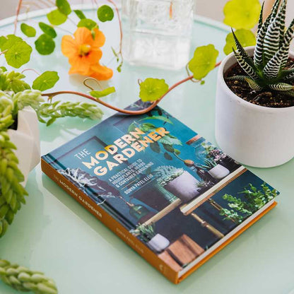 Modern Gardener Book