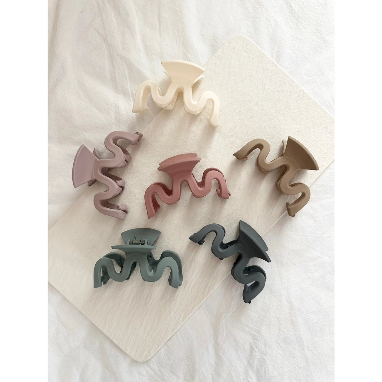 Hair Claw Clips {Asst. Styles}
