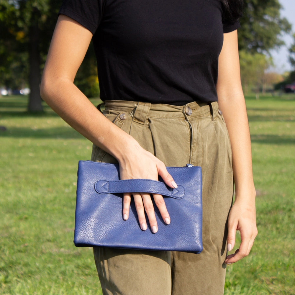 Nancy Clutch {Red}