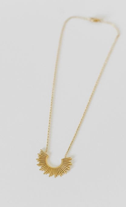 Tamara Dainty Necklace with Starburst